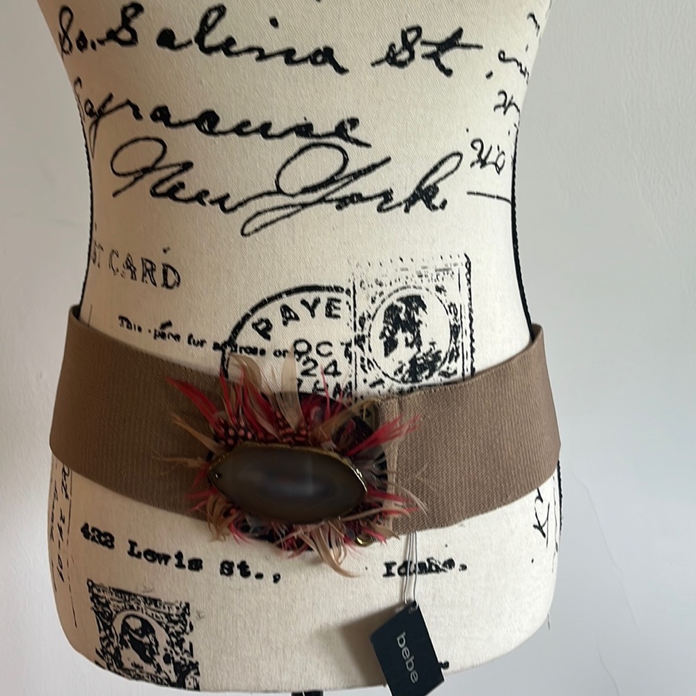 Vintage 2012 Bébé belt agate stone & feathers